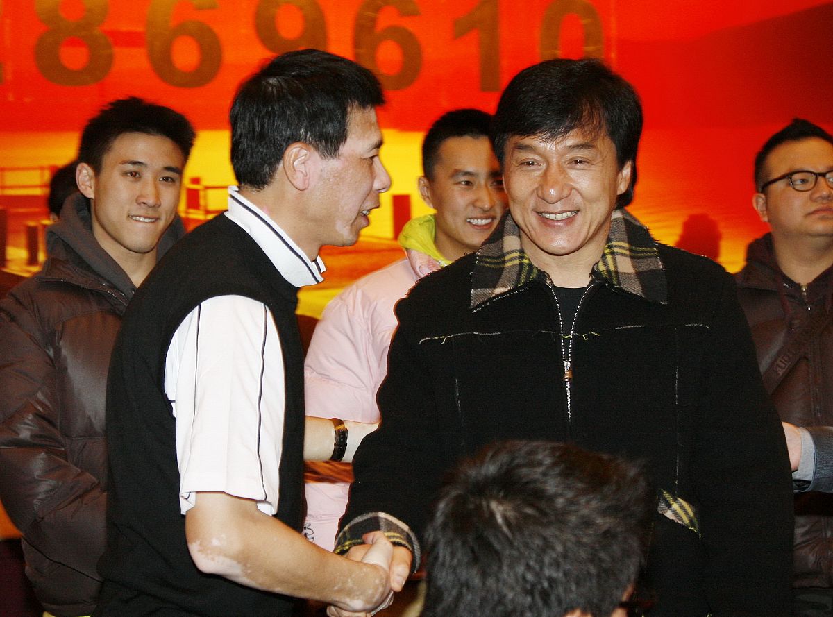 2009年1月6日,北京,贺岁喜剧《非诚勿扰》庆功会.冯小刚  成龙+++_+++
