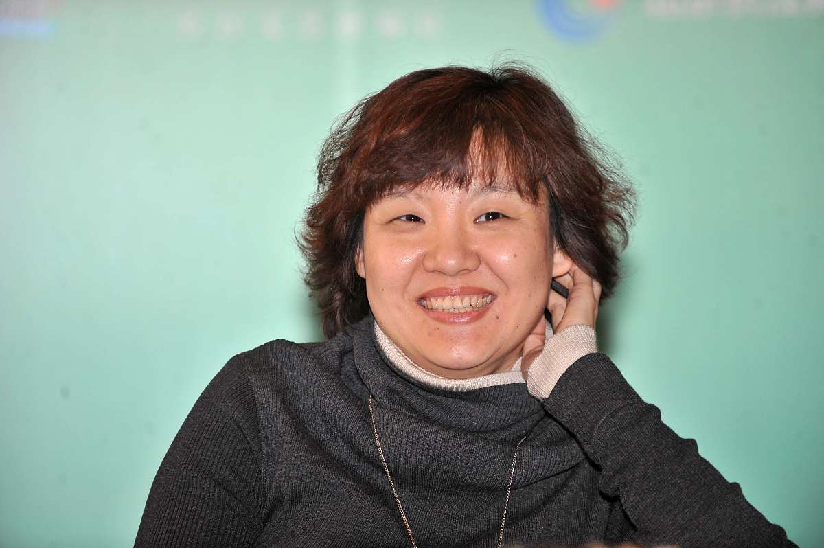 2012年2月15日,北京,《穿"动物园"的女编辑》小说首发式举行.***_***