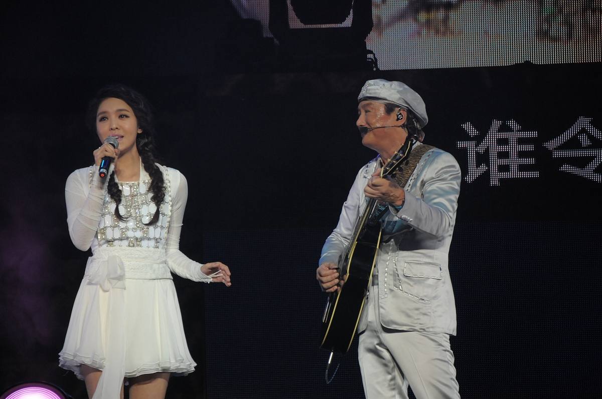 2014年05月24日,上海,许冠杰世界巡回演唱会,在上海梅赛德斯奔驰演艺