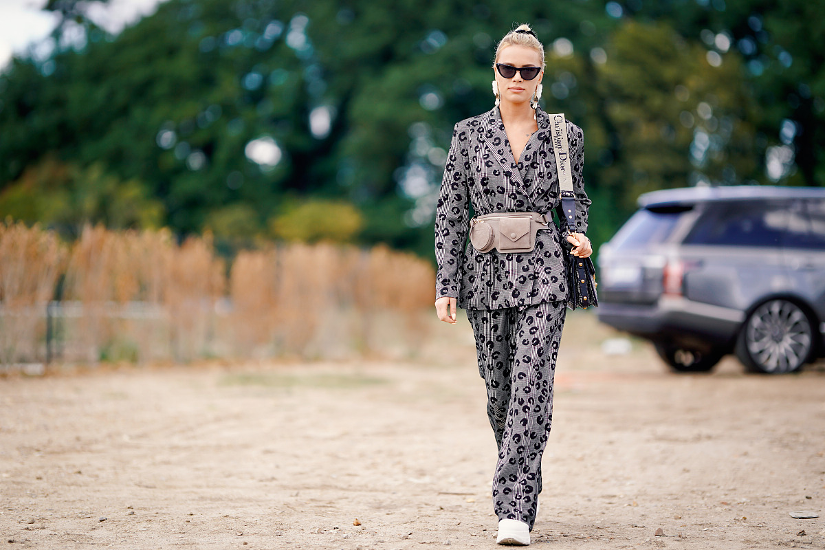 夏日老钱风翻译成英文