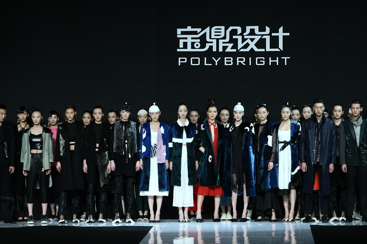 vjc品牌为何价格这么高帮我用210字详细描述