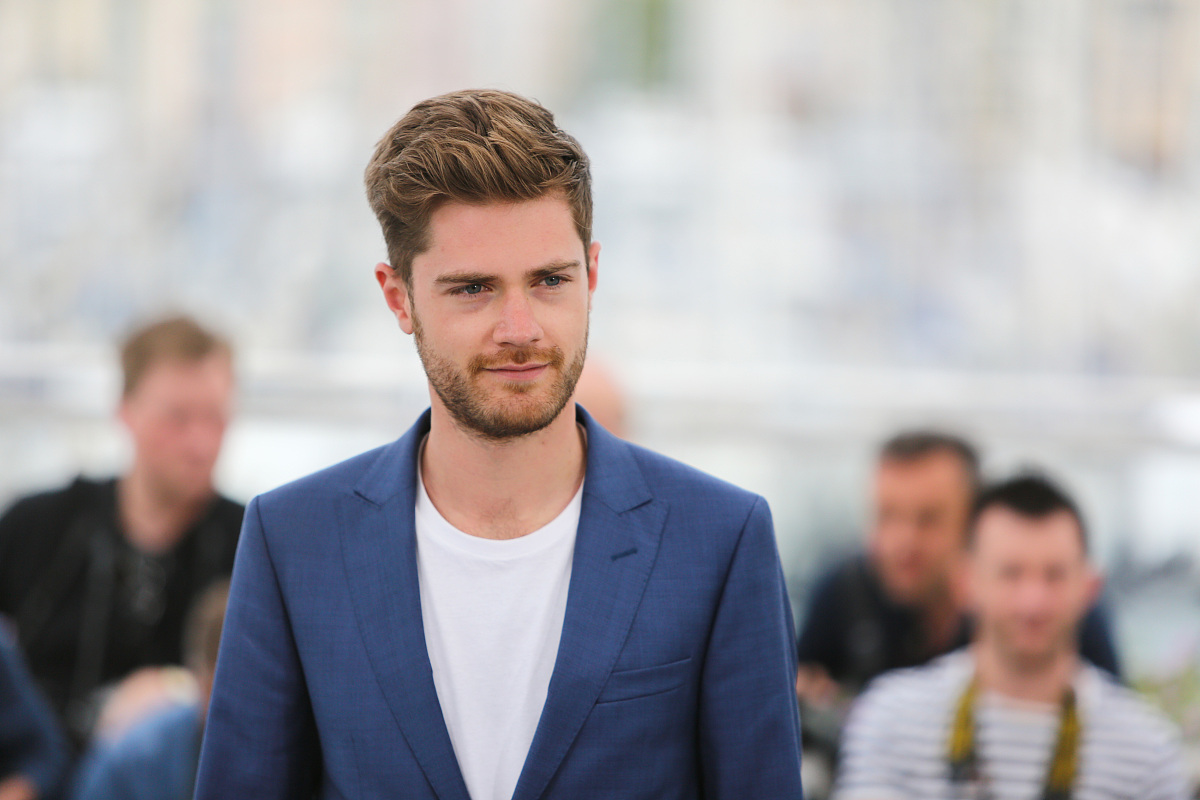 如何找到快手号 '小甜甜匡大开'？