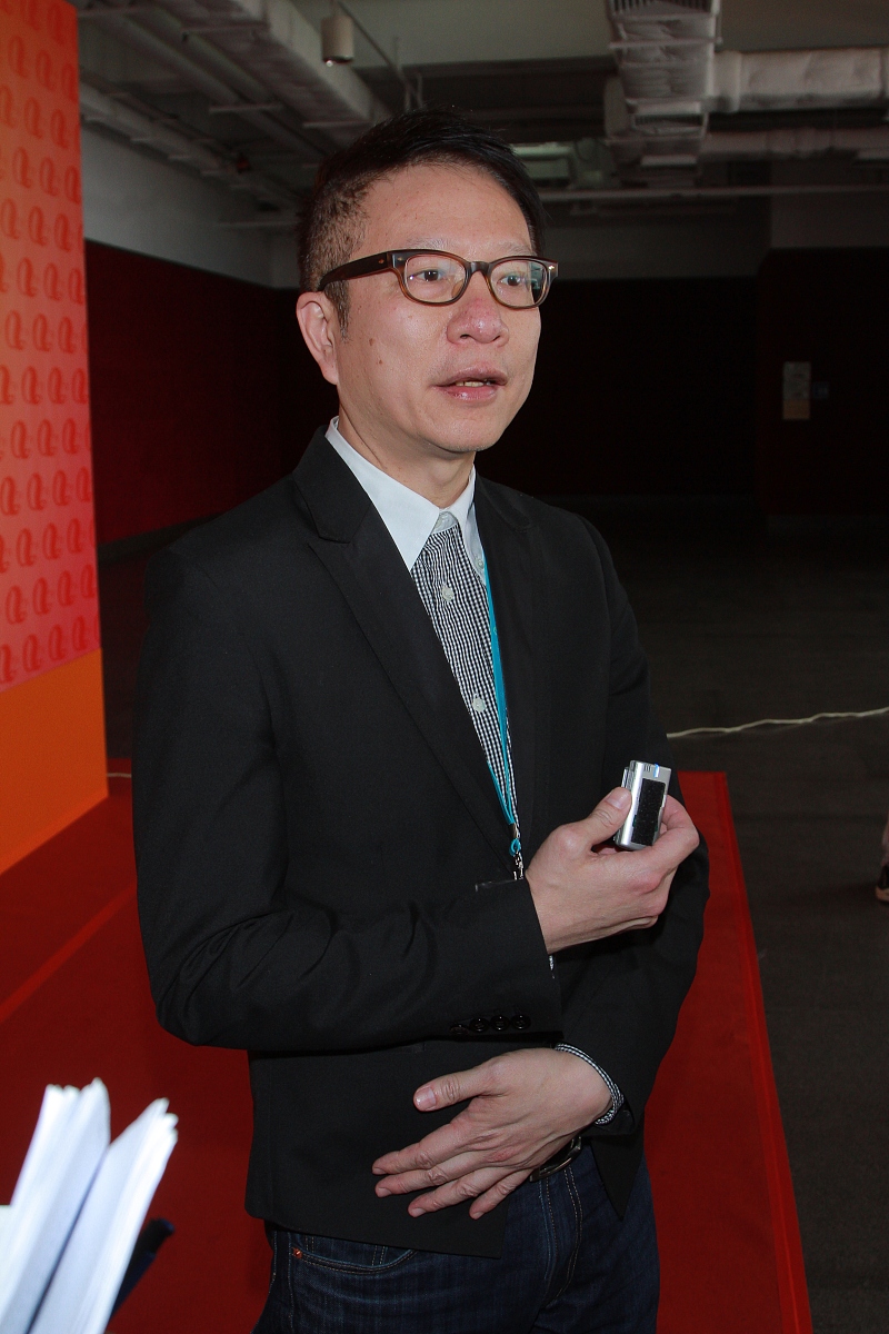 2011年5月28日,香港,明星出席亚视台庆拜神.***_***关楚耀,赵硕之,亚