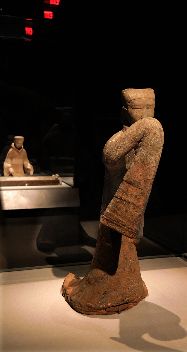 马前镇的胖子：理性王国里的幸福悖论