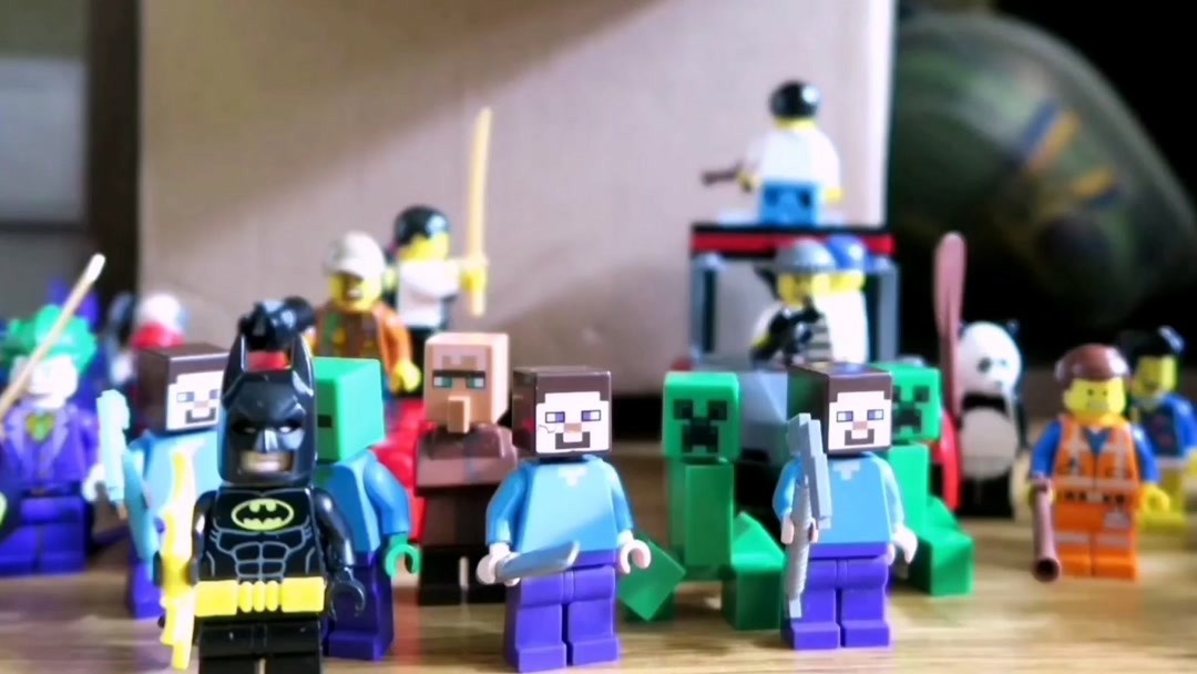 玩具战争:乐高和军人 超级英雄的战斗!