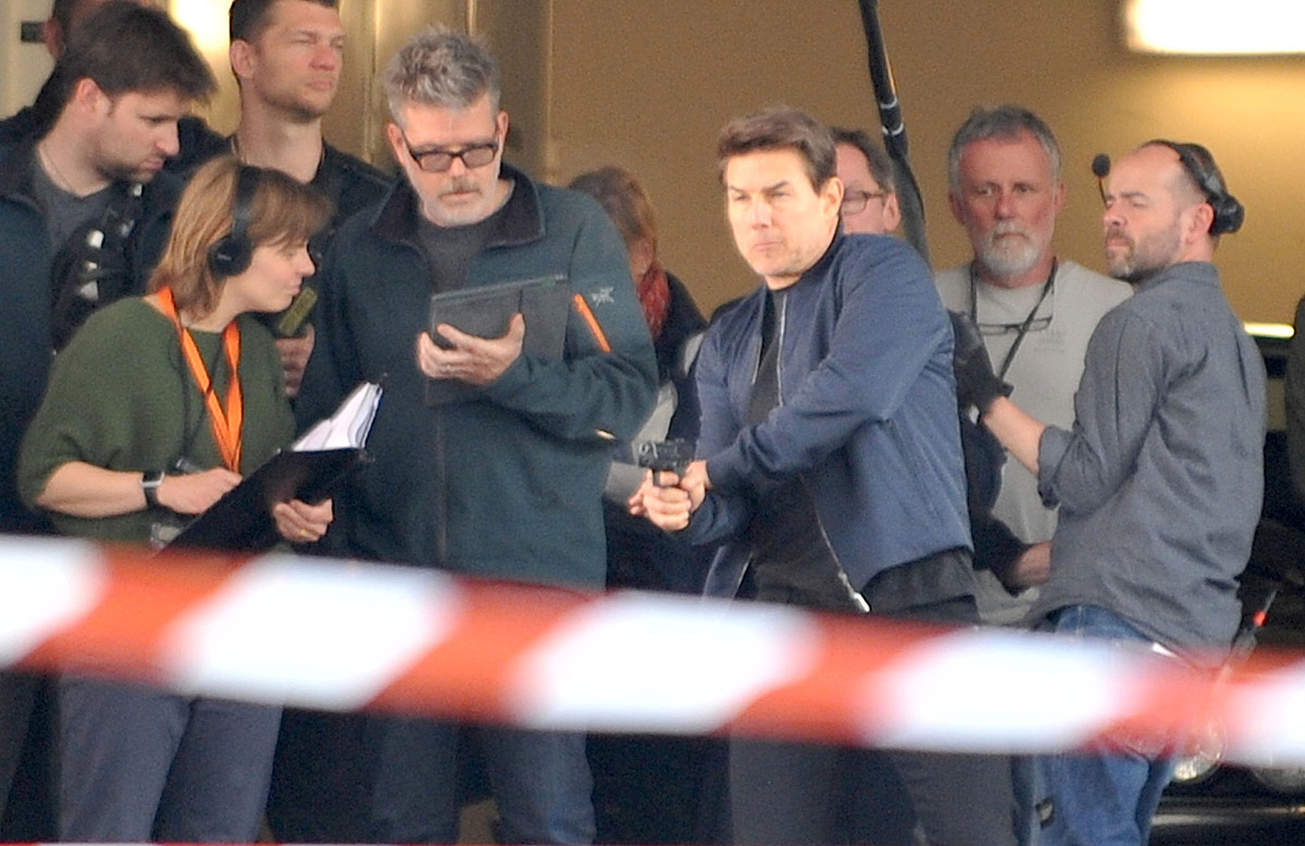 翻译成中文：On-site management standards for film divisions