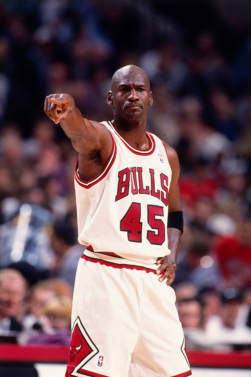 乔丹vs詹姆斯：谁是NBA历史最佳？