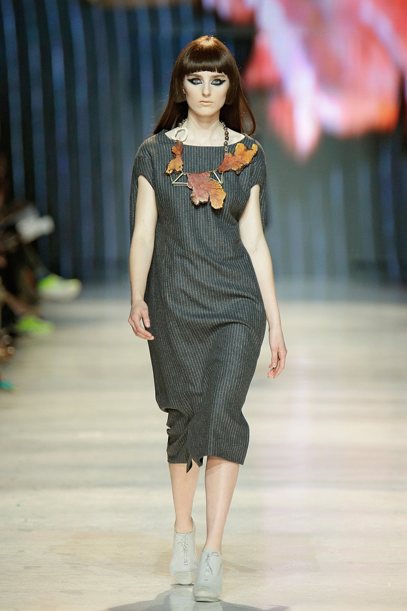 时装合成最少低级时装需求 - 5部位高级时装攻略