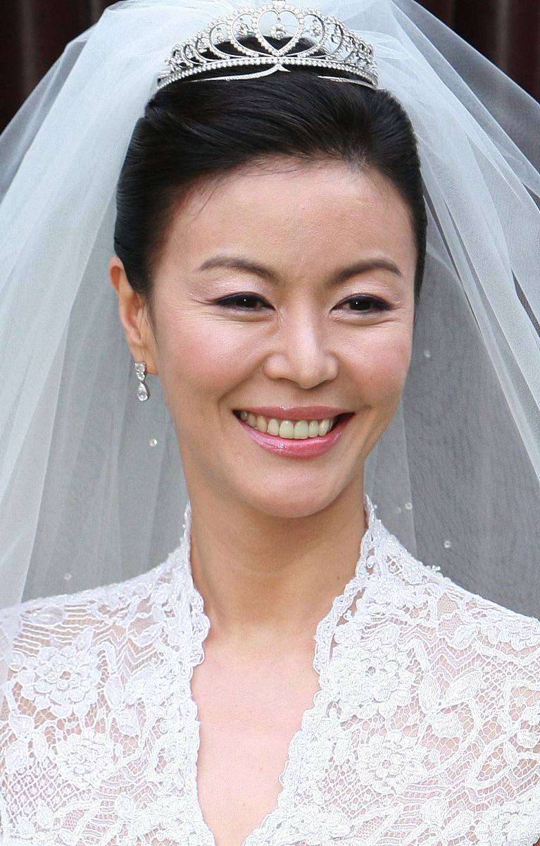 2008年9月10日,首尔,演员陈熙琼在首尔新罗酒店举行了婚礼.+++_+++陈