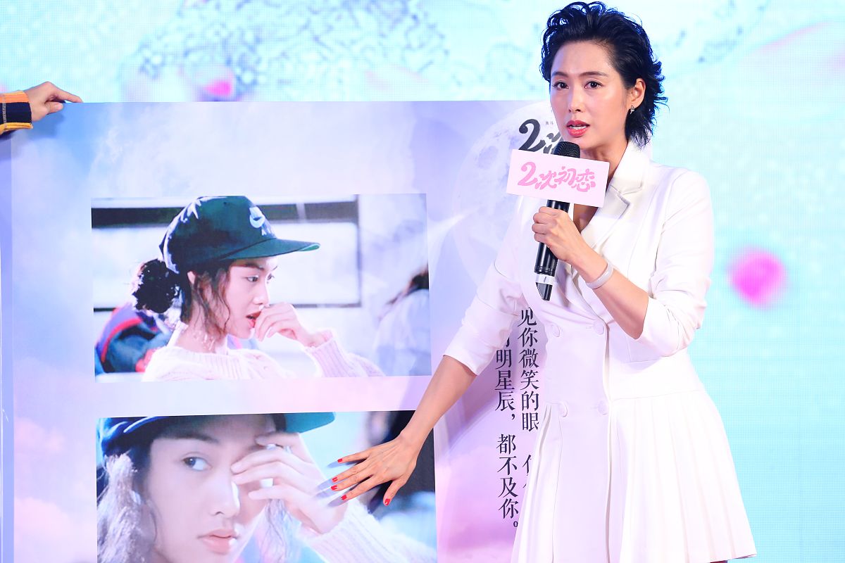 请编写一首关于青春爱情的歌诀。