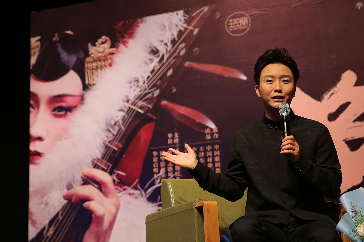 李玉刚：中国著名歌手、演员 - 代表作《刚好遇见你》