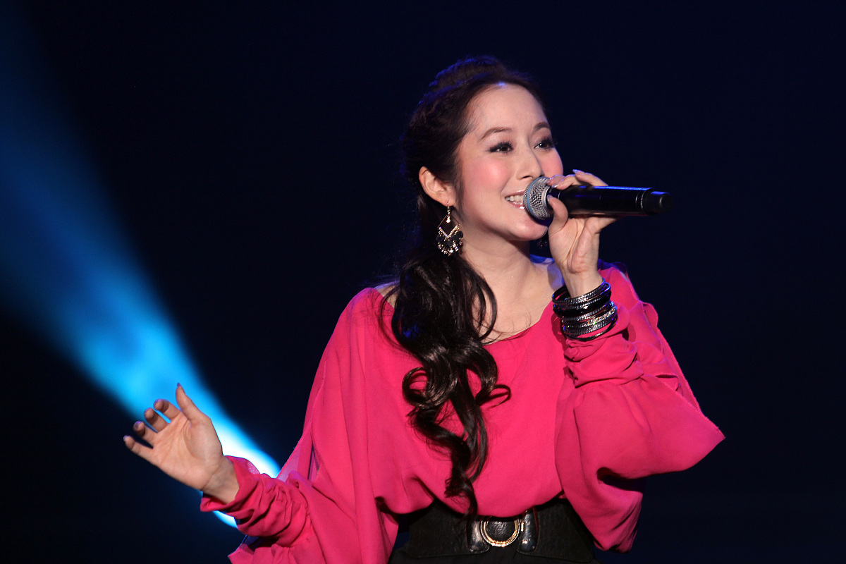 2012年06月30日,天津,"2012天王天后全国巡回演唱会——天津滨海站"于