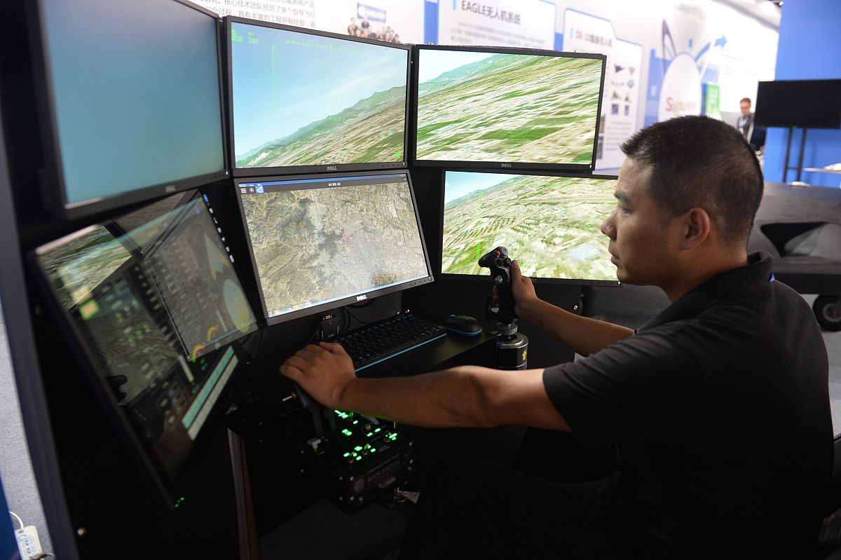 无人机地面站调试步骤及应用：大一新生实验分享