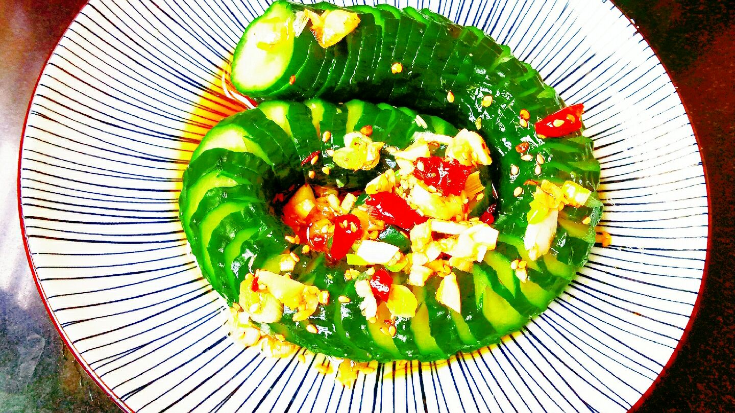 蓑衣黄瓜做法告诉你! 原来这么做料汁才好吃 夏天餐桌必备小菜