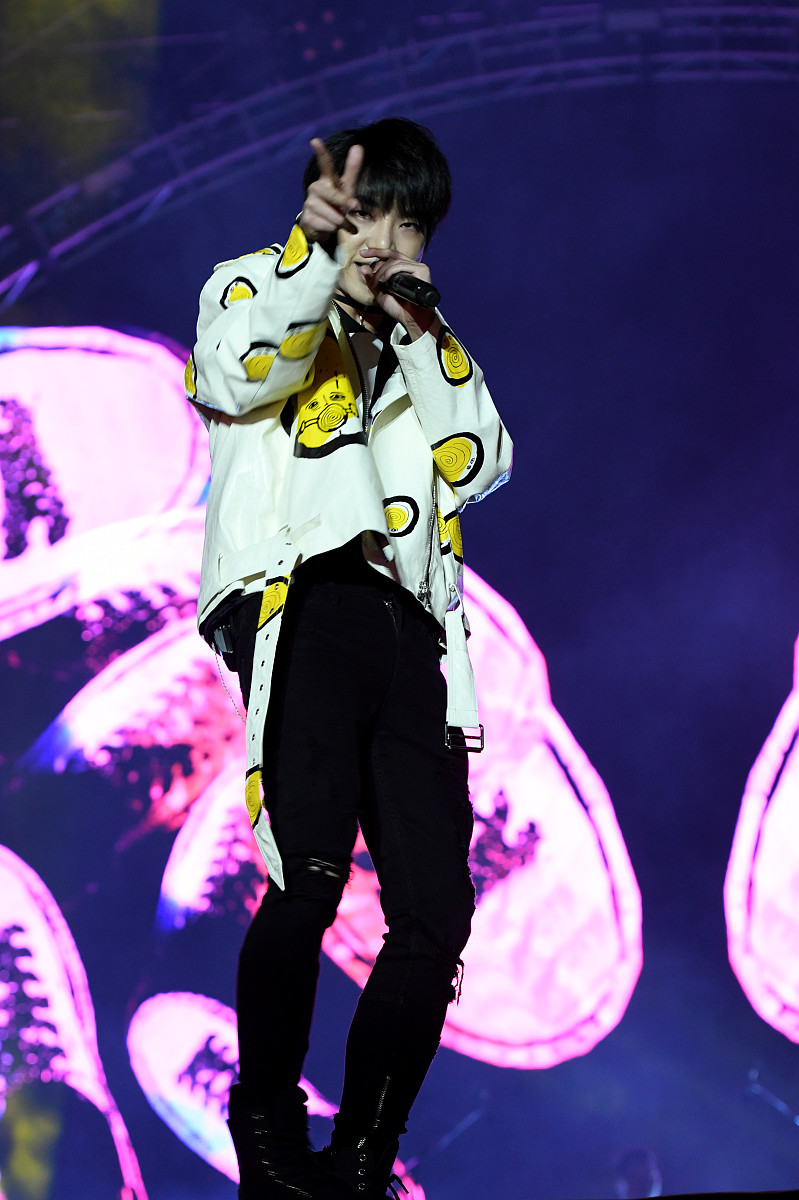 2017年4月22日,上海,b.i.g泛娱乐嘉年华.***_***华晨宇