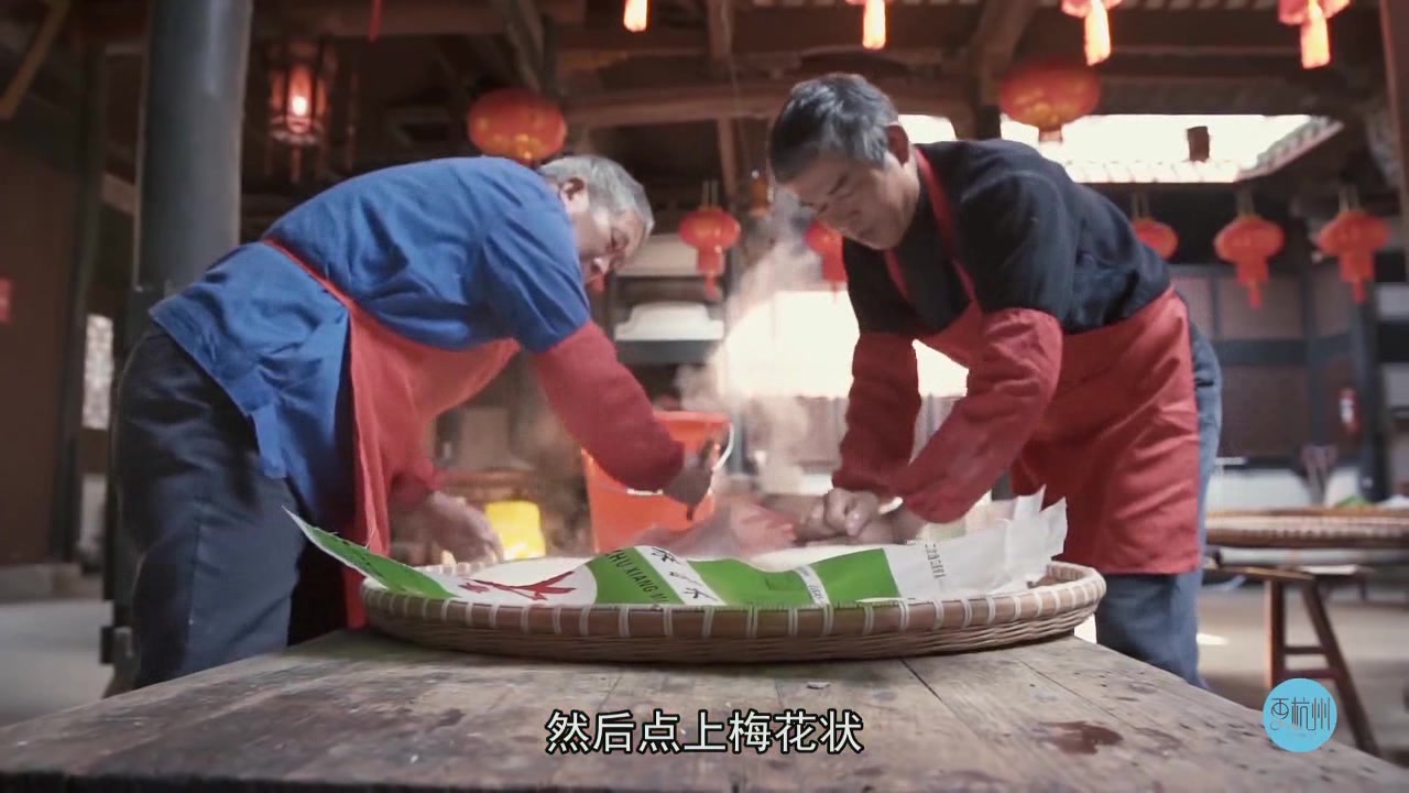 实拍东山年糕节,村民欢聚一堂打年糕,年味十足!