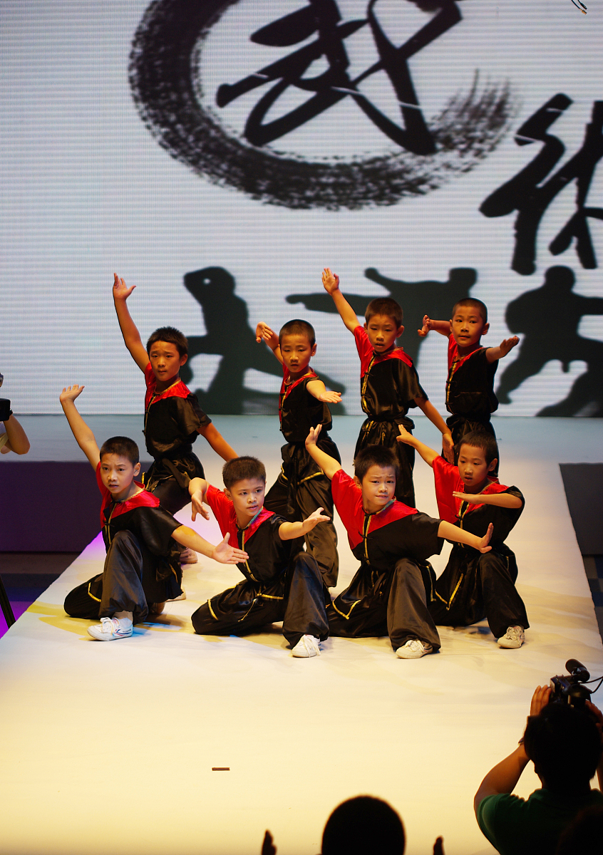 2010年9月11日讯,上海,高端婴童品牌 i-baby 2011春夏新品发布会举行.