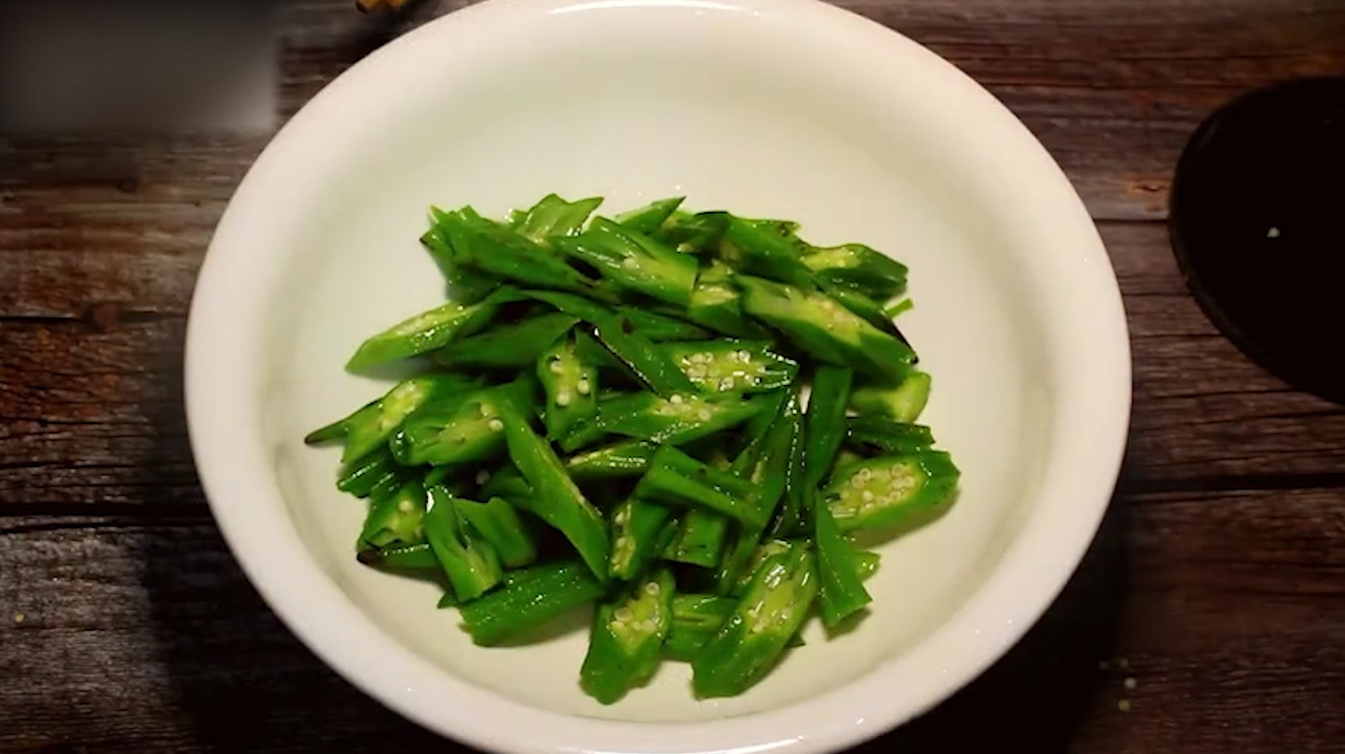 养生“时髦菜”—秋葵,3个好处让人心动,营养均衡味道一绝