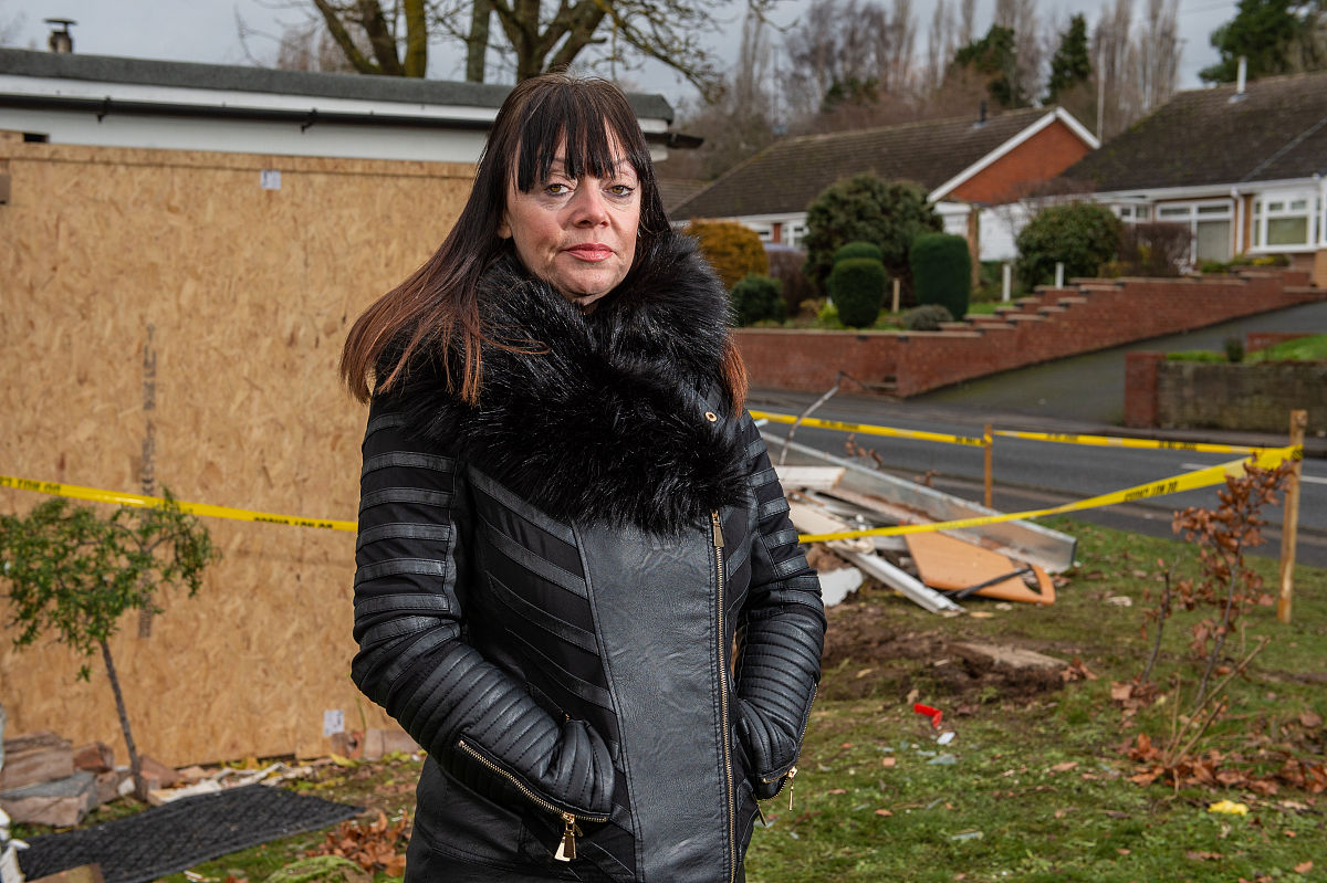 15KW50口罗茨风机要多大的三角带帮我用230字详细描述