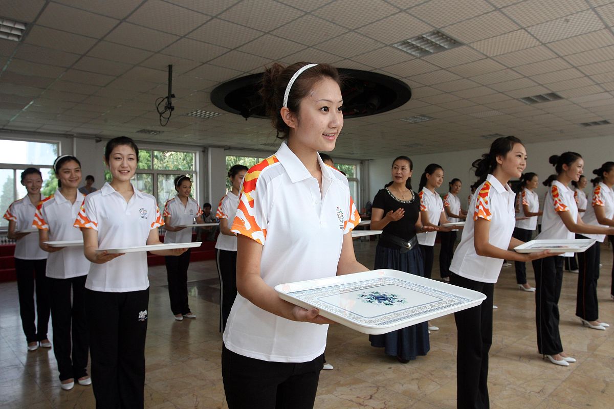 成都市希望职业学校高铁专业实习如何提升工作能力