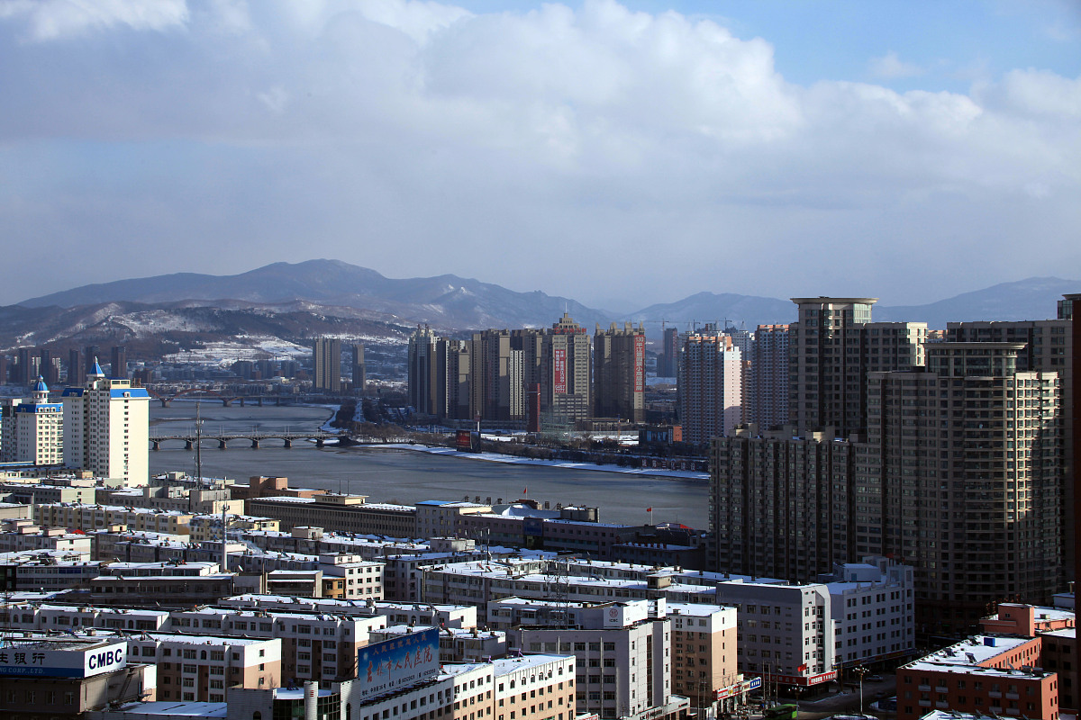***_***2013年11月27日,吉林省吉林市,从28层高楼上俯拍的东北三线城