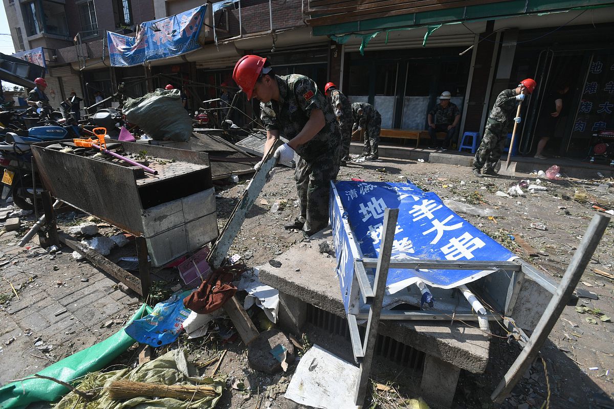 房屋被强拆怎么办？报警、找部门、防范措施全解析