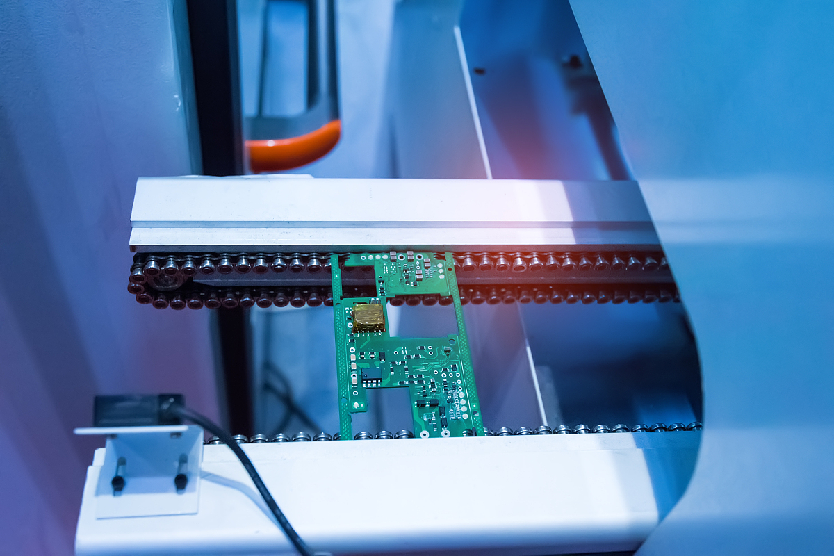 生成RFID实验的实验心得实验内容包括：分别用低频卡和高频卡读写自己的学号并用高频卡配合原理机探究防碰撞的原理在探究碰撞的过程中走了很多弯路例如选错卡的型号。在实验心得里面要体现感谢老师并委婉的要高分