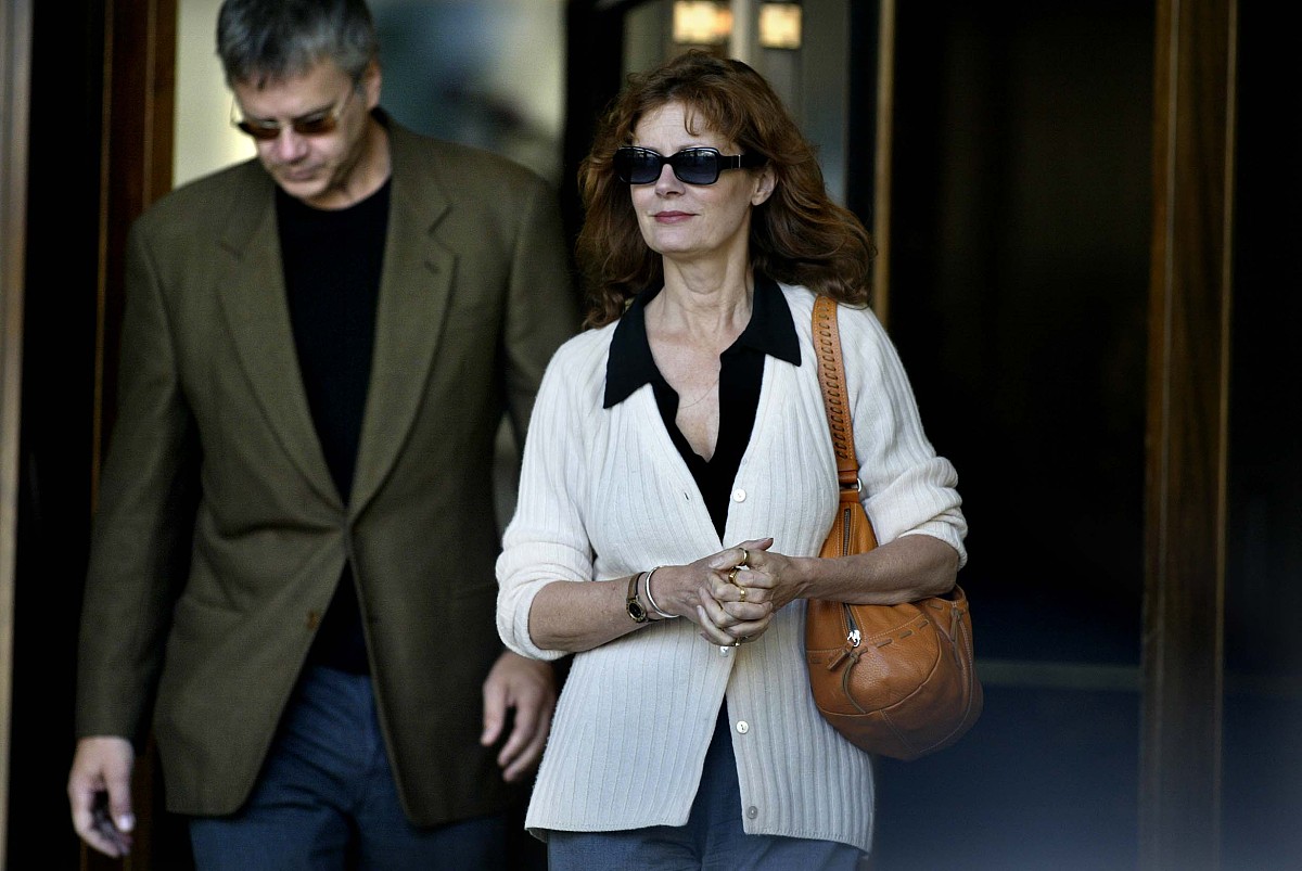 模仿鲁迅的文笔写一份关于肖申克的救赎电影观后感1000字