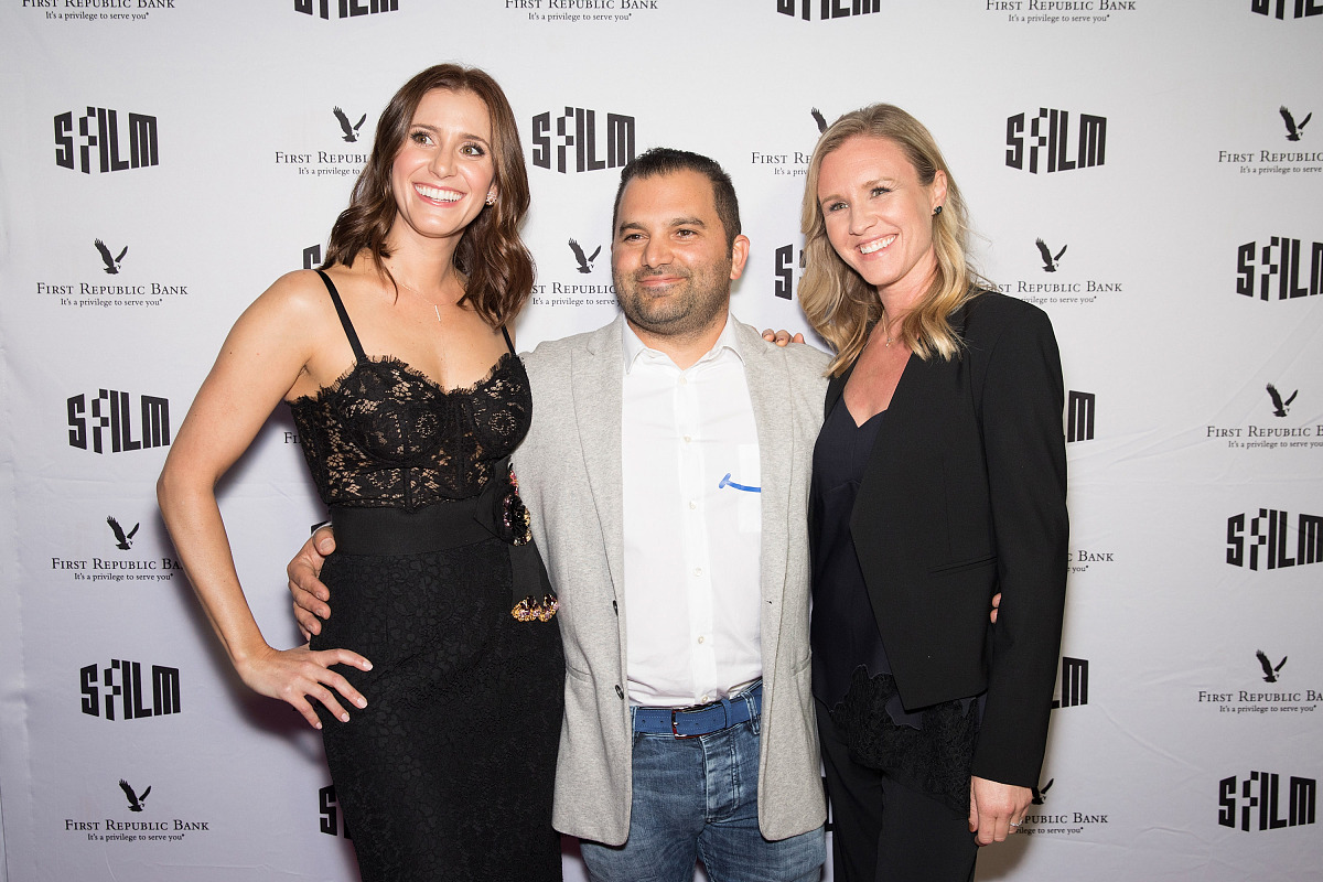 以生活中的文化交流对我们的视野和思维方式有何影响为题写一篇1200字文章