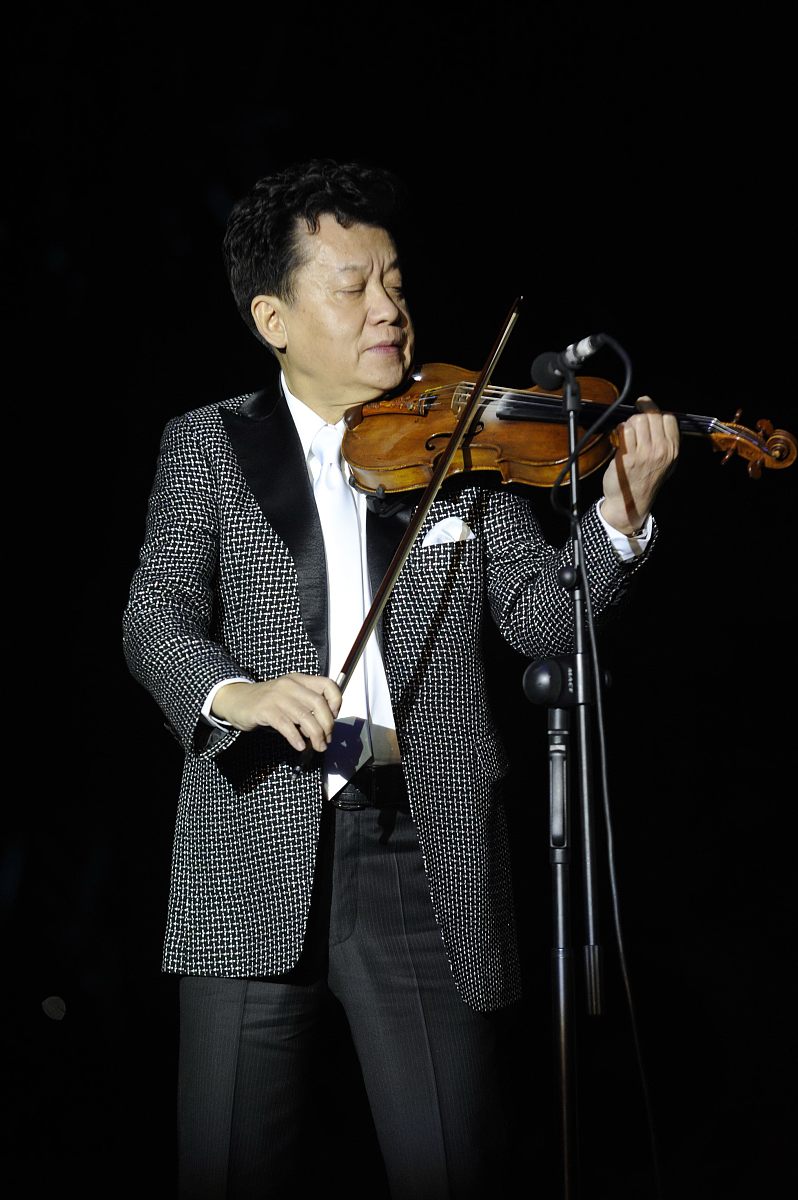 2008年9月26日,北京,国产音乐剧《蝶》举行原有版本的最后一场绝版演