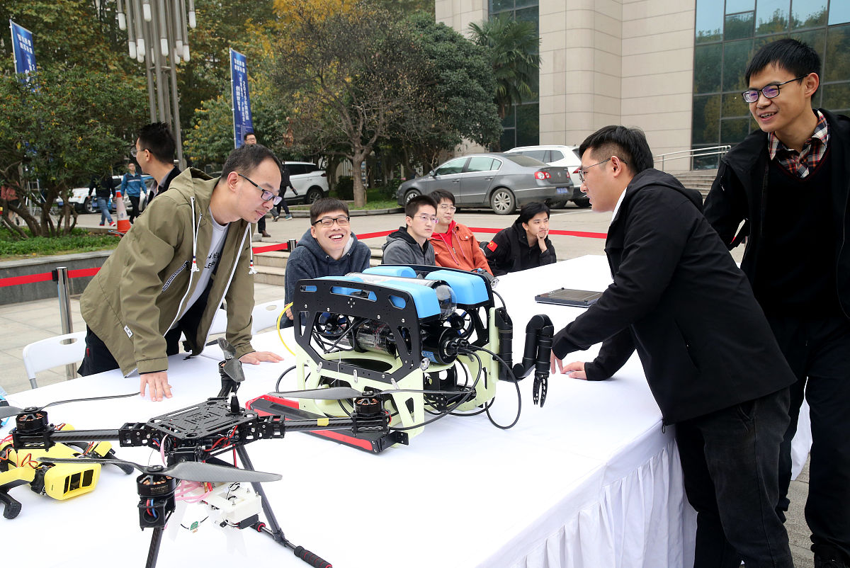 南昌理工技工学校管理制度：完善、注重素质和个性化发展