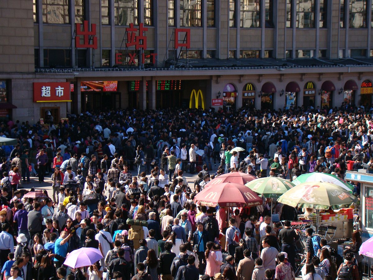 宜昌市机电工程学校的地址在哪？怎么去？