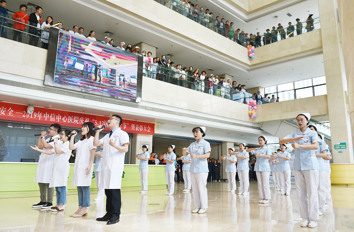 唐山女生读卫校有前途吗？2023年卫校就业前景分析