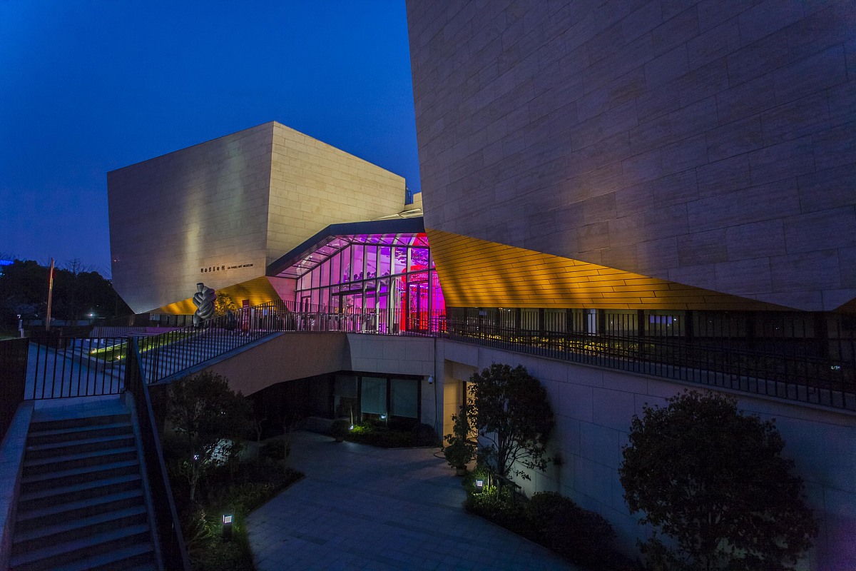 如何追到一个不喜欢你的女孩？