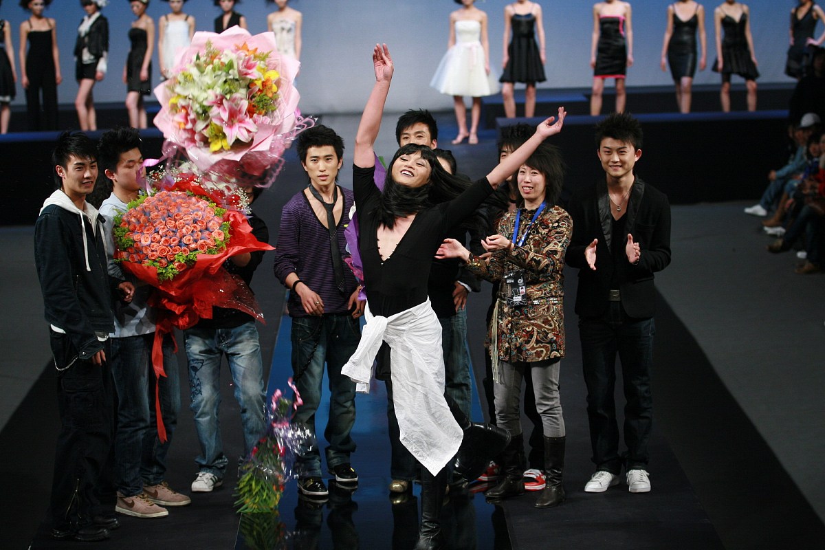 2007年3月18日晚,北京中国国际时装周举行"吉米"彩妆流行趋势发布会(j