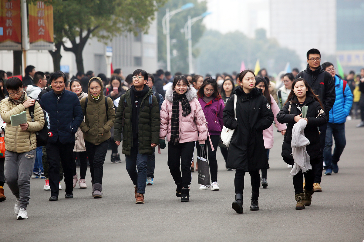 假如我是研究生导师，而你是一名护理跨考流行病学的学生，请向我证明你为了跨考具体做了哪些准备，你的科研能力