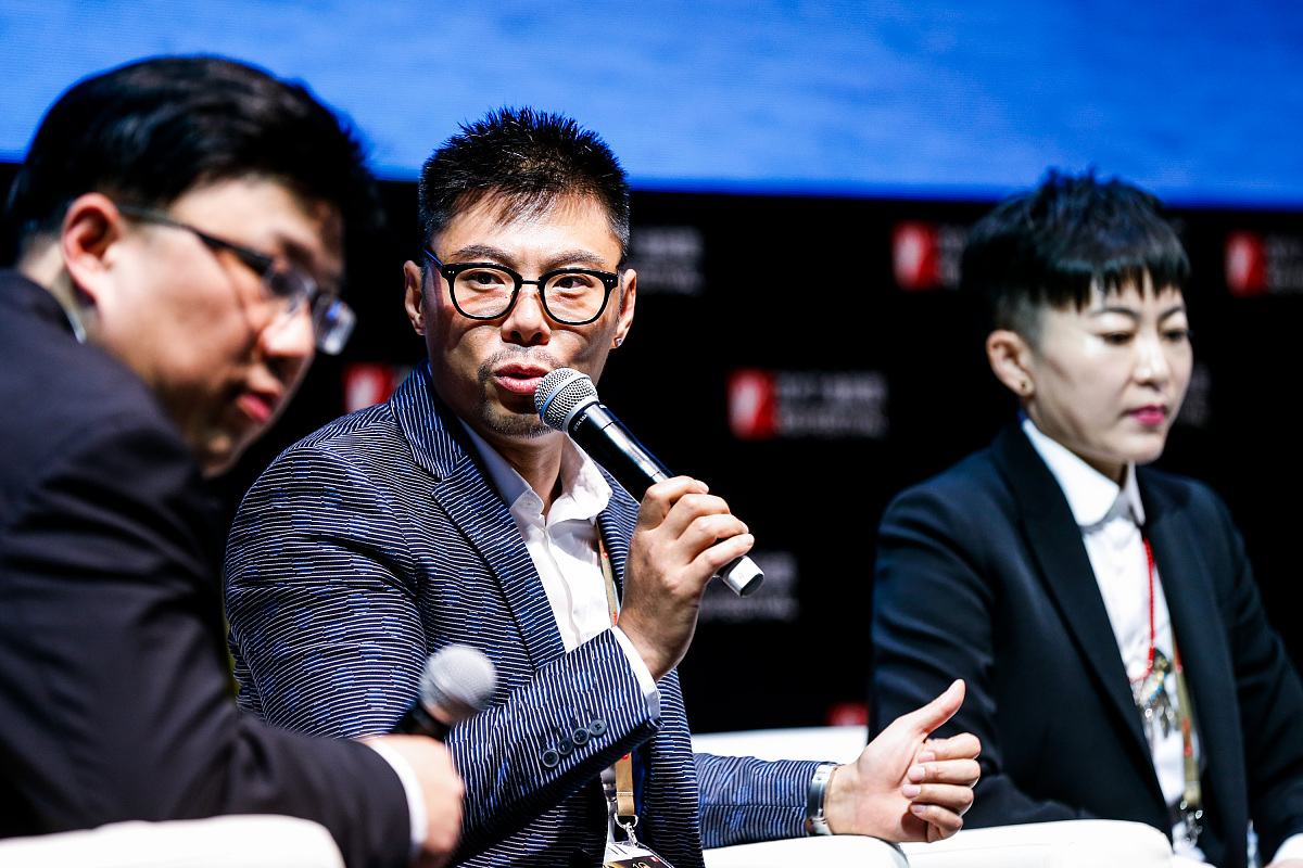 口袋日月手游：捕捉、训练、战斗，你的口袋妖怪冒险之旅！