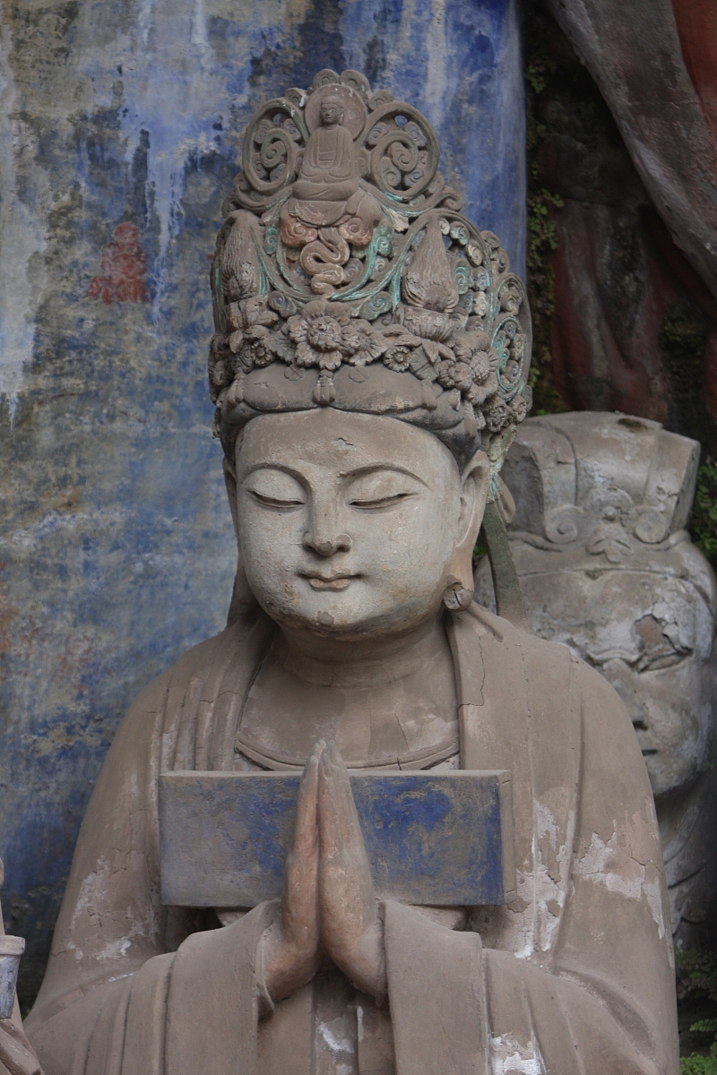 重庆永川职业教育中心2019年招生专业：计算机、机电、旅游、汽车、美容美发