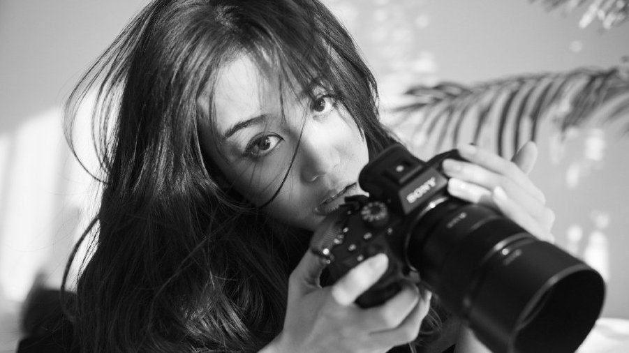 #每日娱乐快讯# 【德云社第一帅恋情疑曝光:同女星地下车库甜蜜打闹,一起返家】日前,有媒体