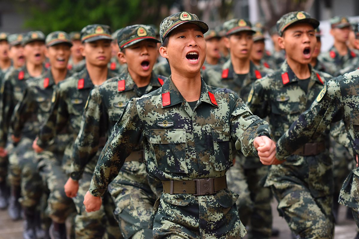 当代大学生如何为国防和军队现代化建设做出自己的贡献