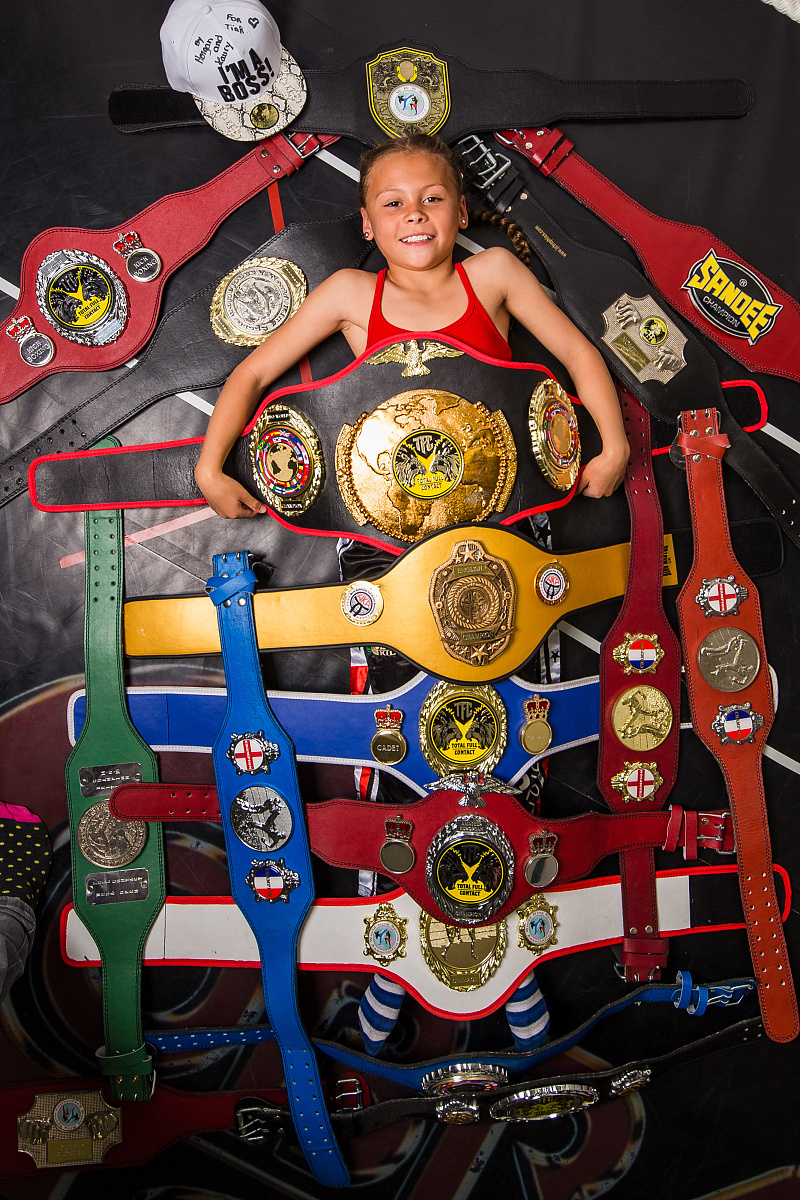 少年故事：成长与挑战的交响曲