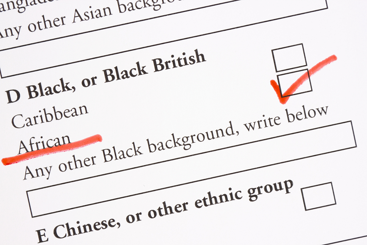 帮我看看这句话是不是chatgpt写的：注释是对论文正文中某一特定内容的进一步解释或补充说明。注释应置于本页页脚按文中出现的先后顺序用圈码①、②、③标识。注意序码每页单独排序。