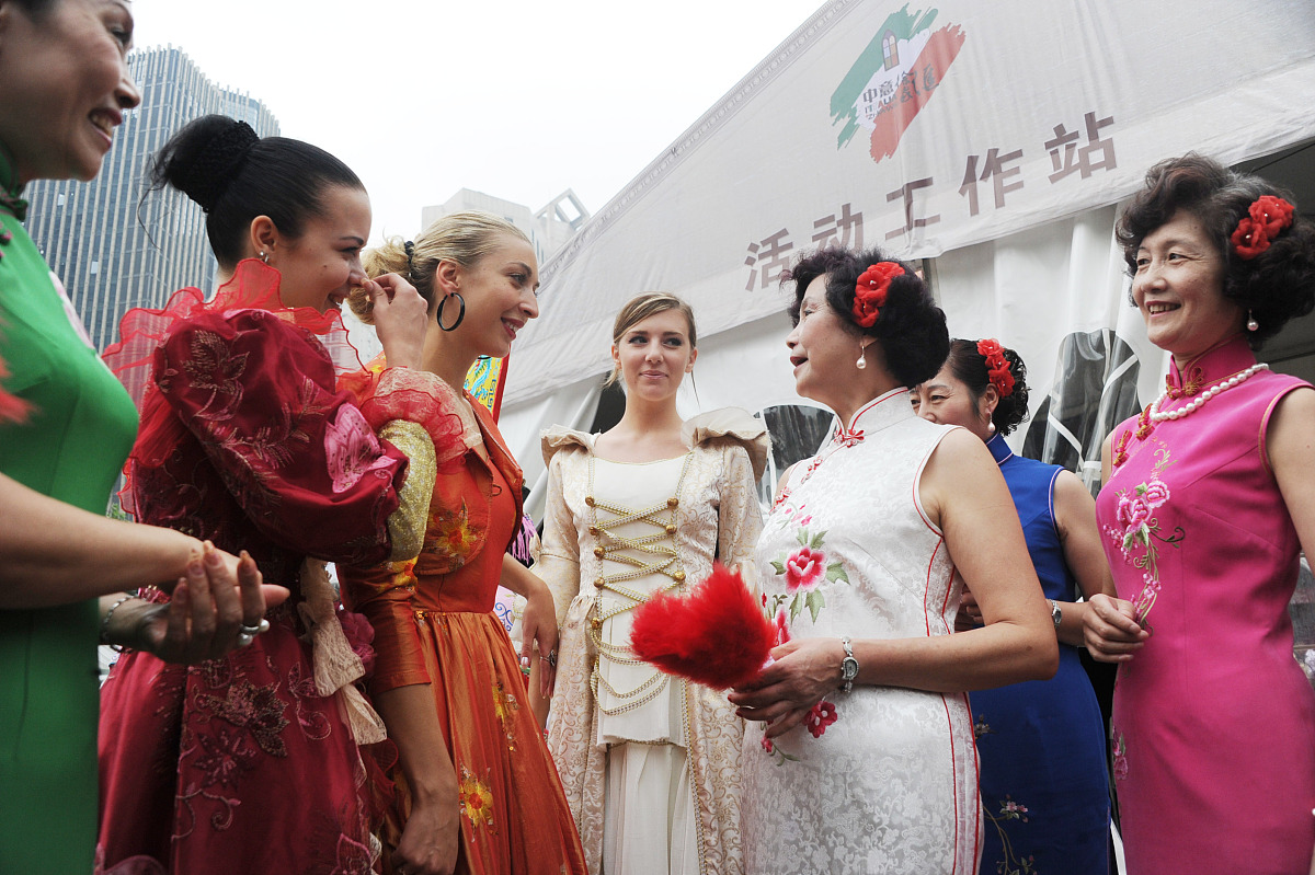 东来西去：词组背后的文化内涵