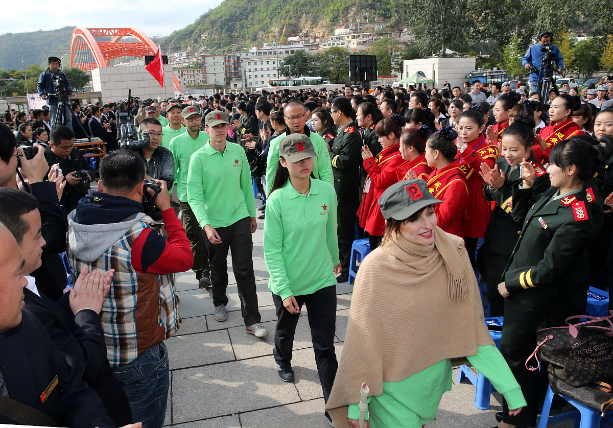 延安初中上什么中专学校好好不好