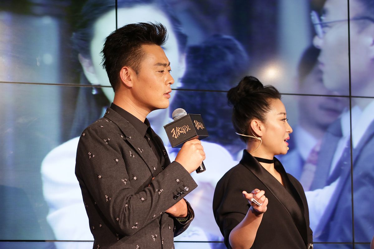 曹磊向屈楚萧倾诉心声，获陪伴和支持
