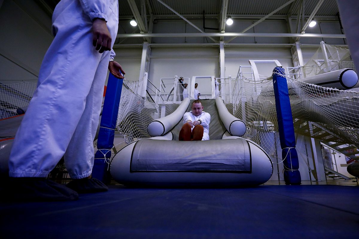 云南航空学校报考费用_昆明航空学校招生热线