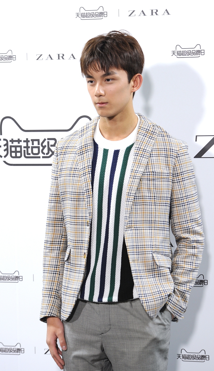 军训心得体会：800字以上个人感悟 - 磨砺意志，团队合作，坚韧不拔