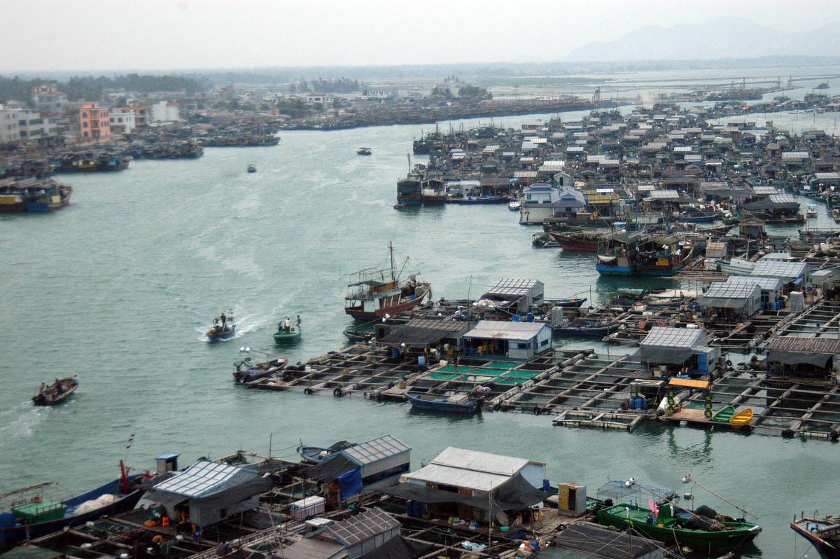 2007年 11月 24日 , 海南 陵水 , 新村港 海水养殖 基地 .+++_+++陵水
