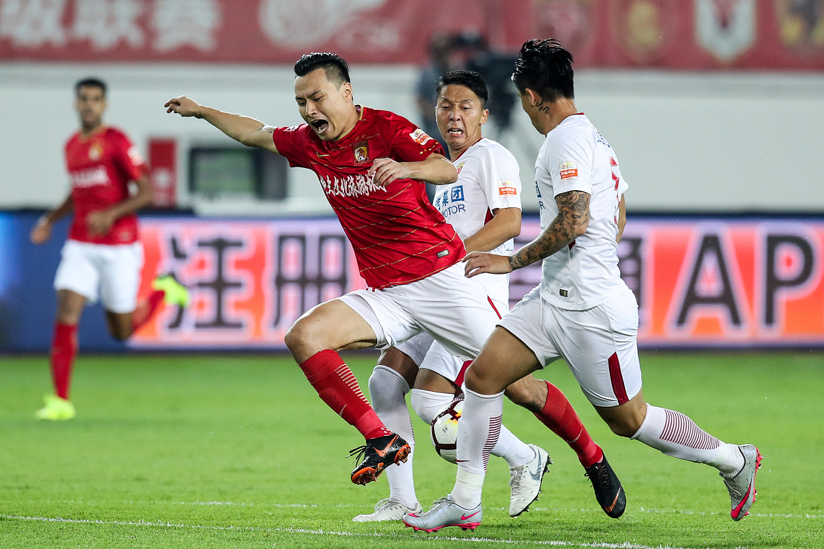 2018中超第28轮:广州恒大淘宝4-5上海上港