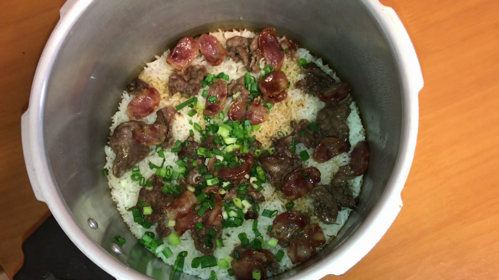 牛肉腊肠煲仔饭,冬天想吃煲仔饭在家自己做